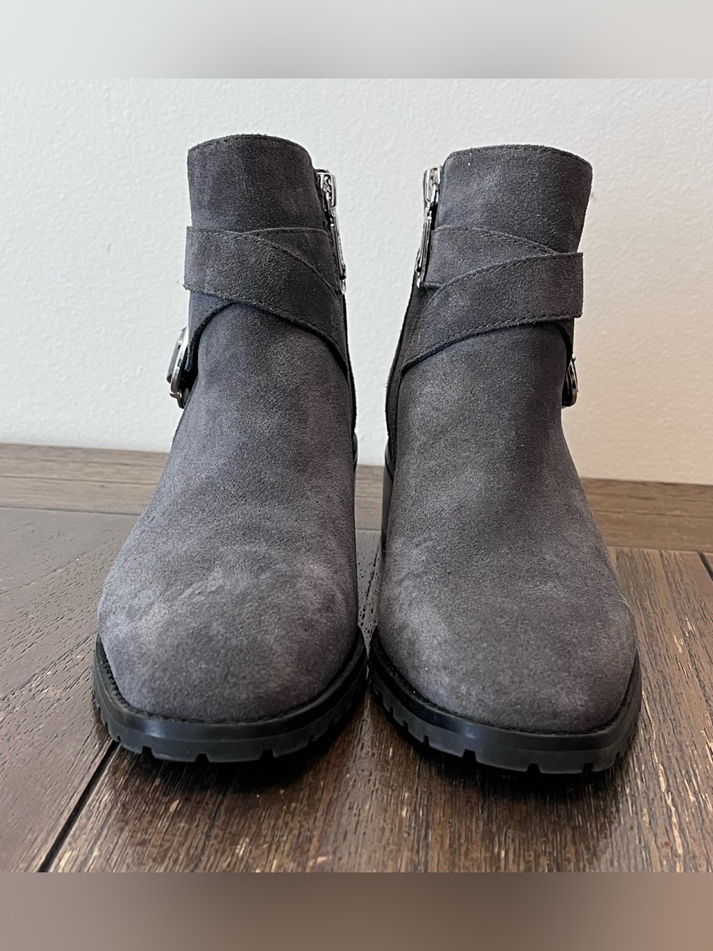 Blondo Grey Waterproof Booties Womens size 6 - Picture 2 of 11
